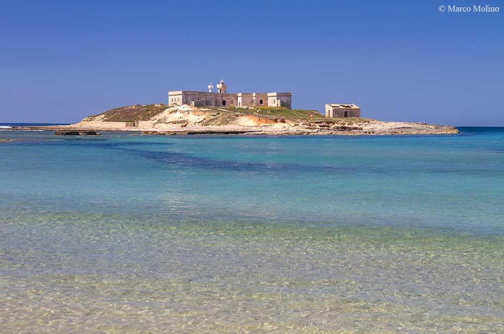 Вилла Casale Hibiscus Санта-Мария-дель-Фокалло Экстерьер фото